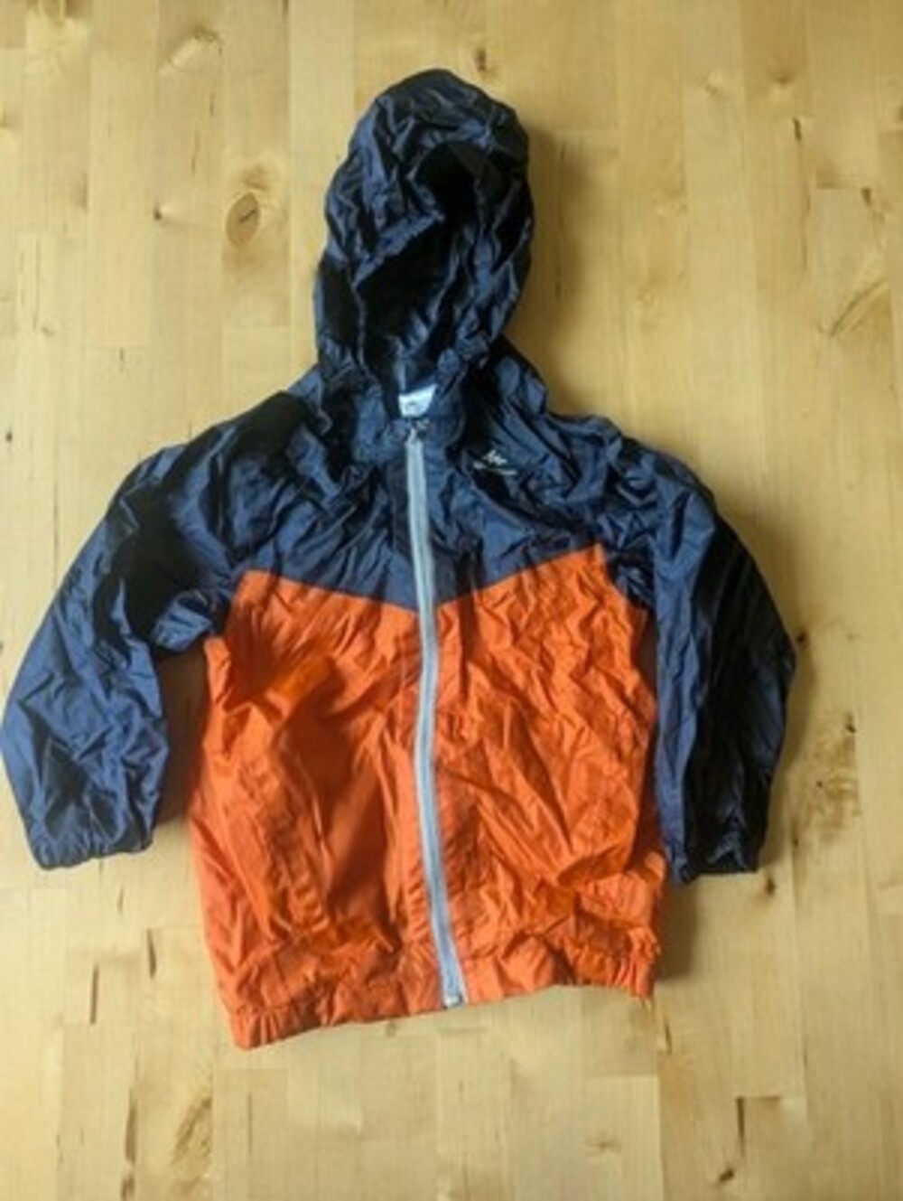 Quechua Kids Foldable Hiking Windbreaker Jacket 2-3 Years Blue Orange Gorpcore